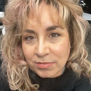 Meet your Posher, Peggy